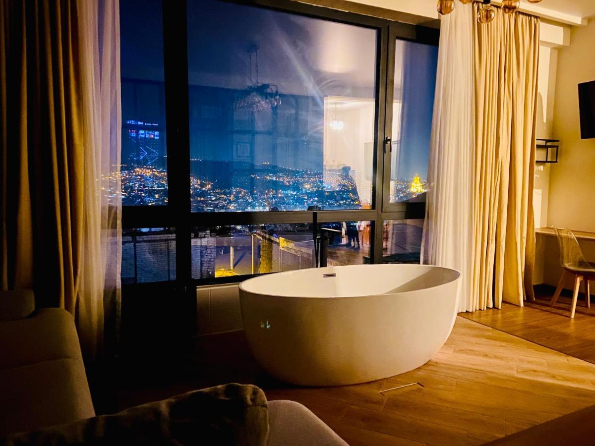 Luxury Apartment In Old Tbilisi With Terrace Extérieur photo