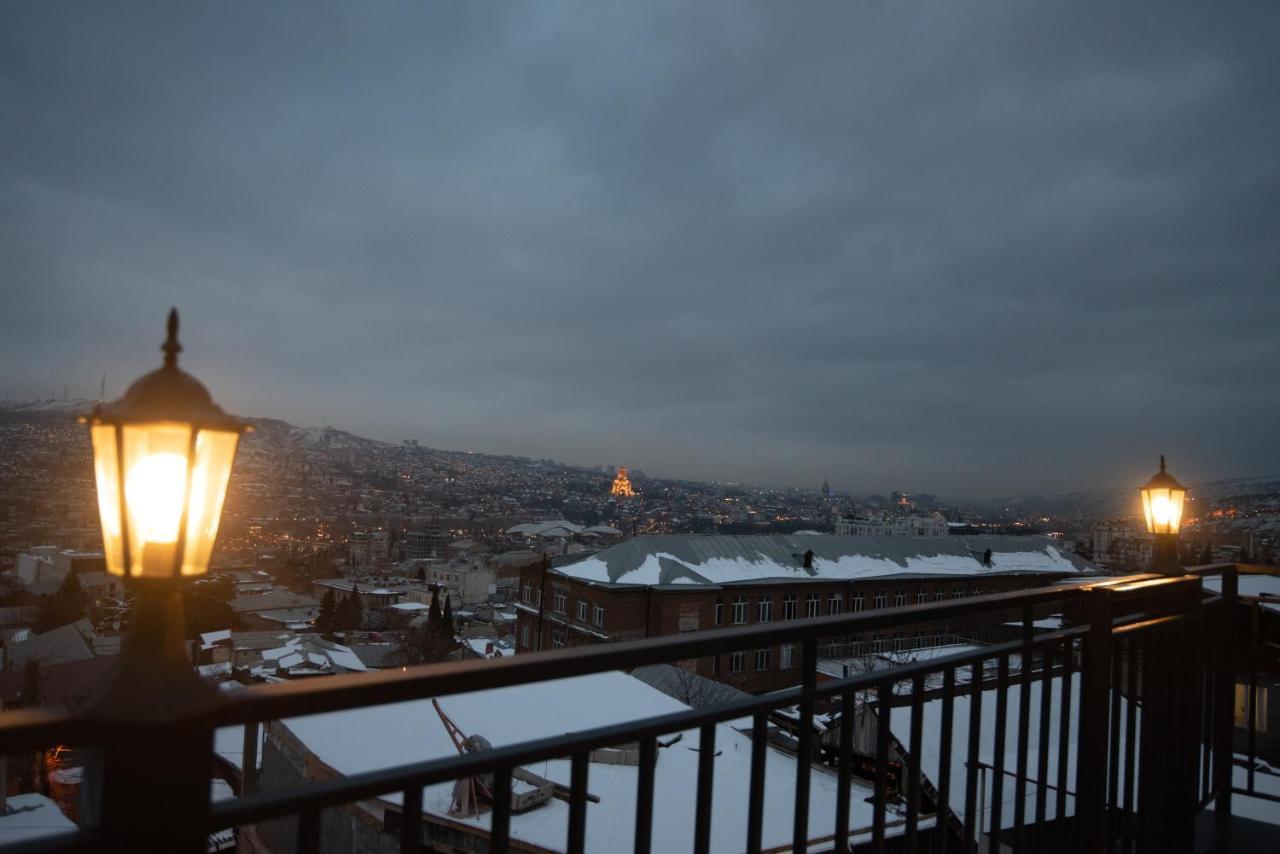 Luxury Apartment In Old Tbilisi With Terrace Extérieur photo