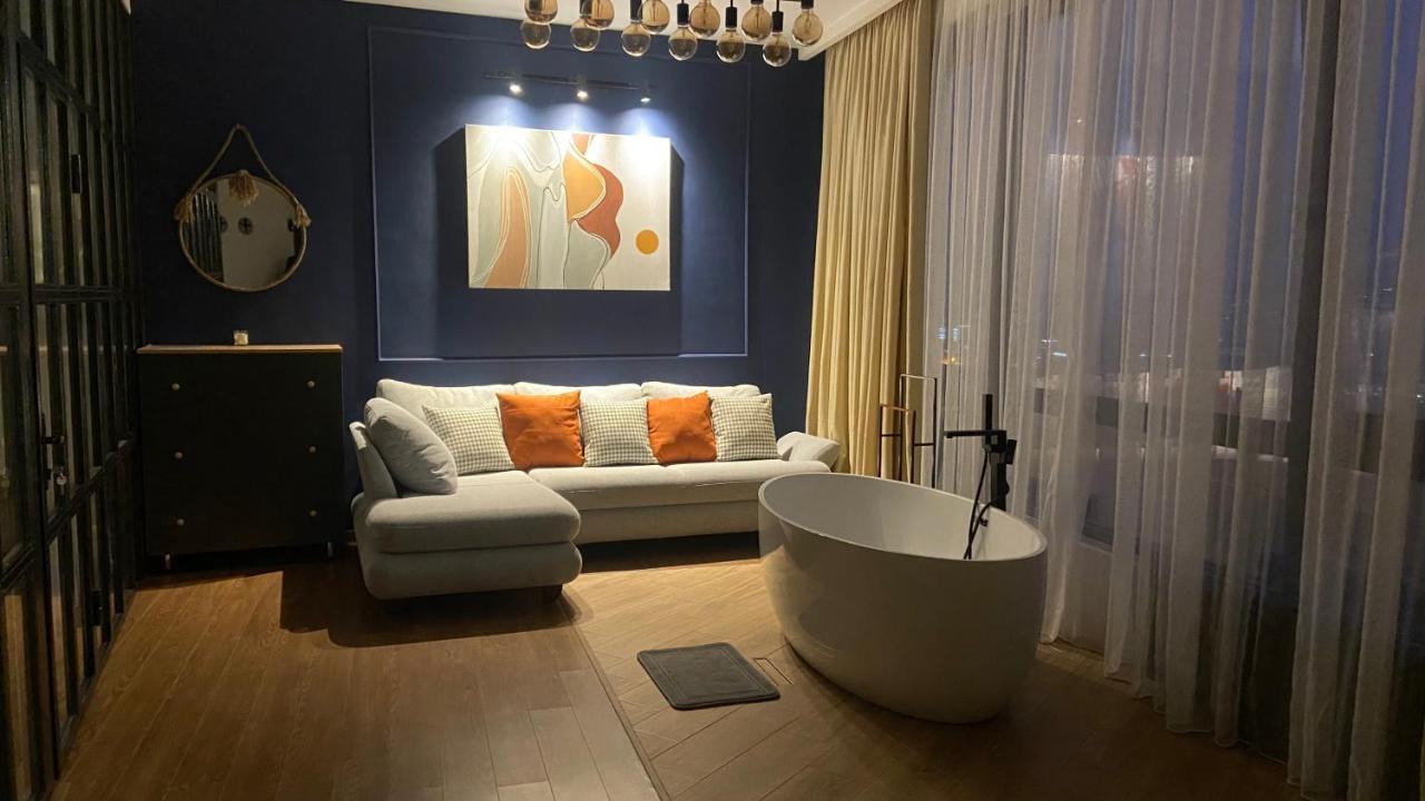 Luxury Apartment In Old Tbilisi With Terrace Extérieur photo