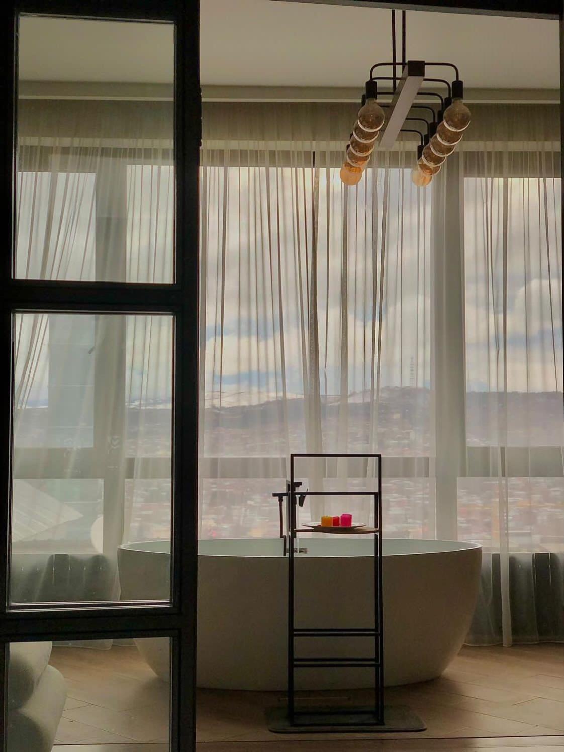 Luxury Apartment In Old Tbilisi With Terrace Extérieur photo